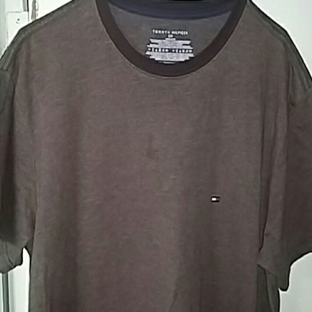 Tommy Hilfiger t shirt mens
